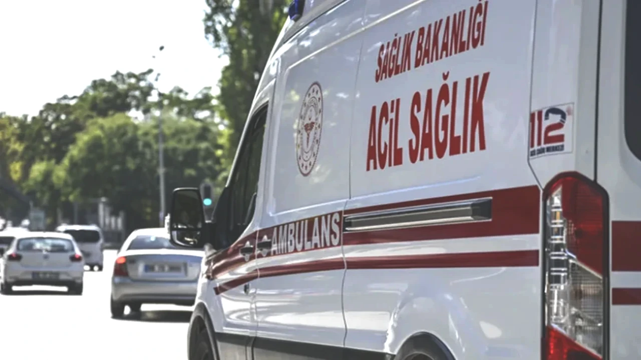 Tarım İşçilerini Taşıyan Minibüs Uçuruma Düştü! Can Kaybı ve Yaralılar Var