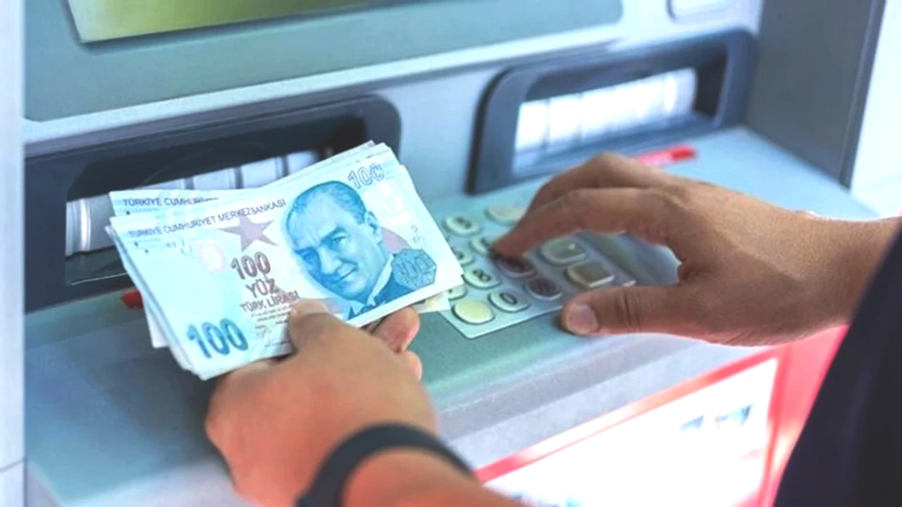 Sosyal Medyada Dikkat! 'Garantili' Kredi Vaadiyle Dolandırıcılık Alarmı!
