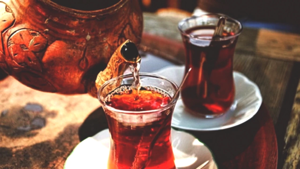 Ünlü Çay Markasından Şok Haber! Türkiye Operasyonları Resmen Sona Erdi!